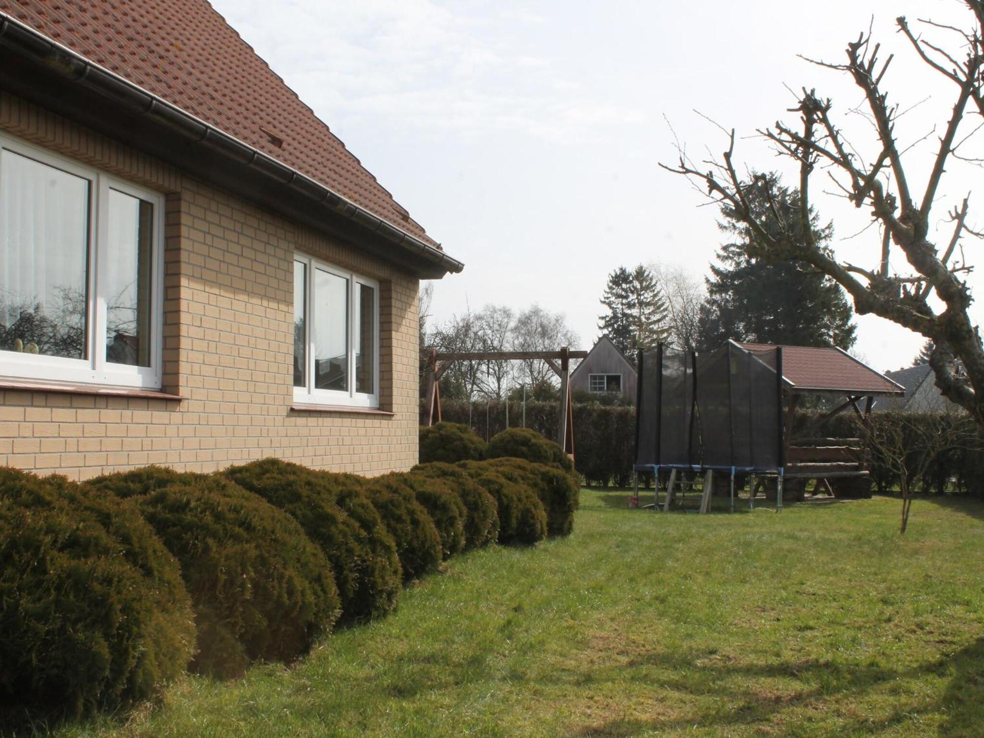 Modern Holiday Home In Brusow With Roofed Terrace Kropelin Exterior photo